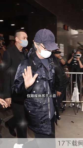 在吴孟达离世后,周星驰在接受采访时,难掩悲痛之情,他坦言:“我一直很想对他说一句‘Love you’,但始终没有机会。”这句话,不仅是对吴孟达深深的怀念,更是周星驰对自己未能及时表达情感的悔恨,在他看来,与吴孟达之间的友情,早已超越了简单的合作伙伴关系,而是如同家人一般亲密无间,当真正想要表达这份深情时,却发现已经来不及了。